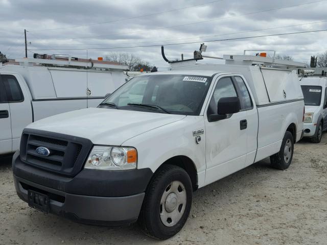 1FTRF12258KB70249 - 2008 FORD F150 WHITE photo 2