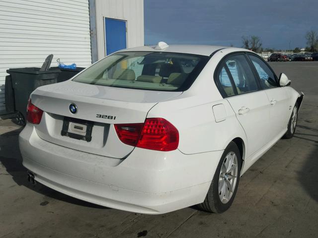 WBAPK5C55AA649153 - 2010 BMW 328 XI SUL WHITE photo 4