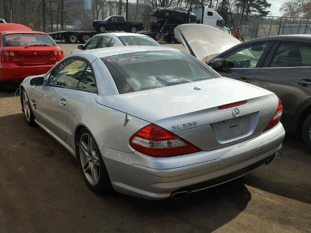 WDBSK71F27F124162 - 2007 MERCEDES-BENZ SL 550 SILVER photo 3