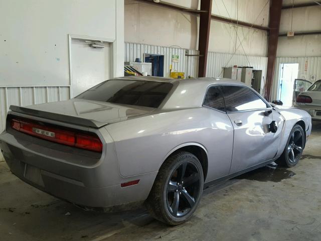 2C3CDYAG5EH187111 - 2014 DODGE CHALLENGER SILVER photo 4