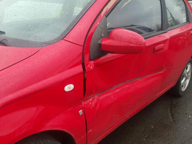 KL1TG56626B650468 - 2006 CHEVROLET AVEO LT RED photo 9