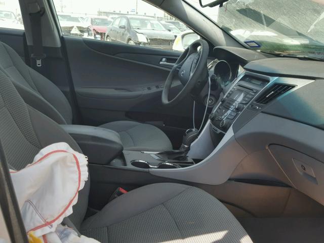 5NPEB4ACXCH309319 - 2012 HYUNDAI SONATA GLS SILVER photo 5