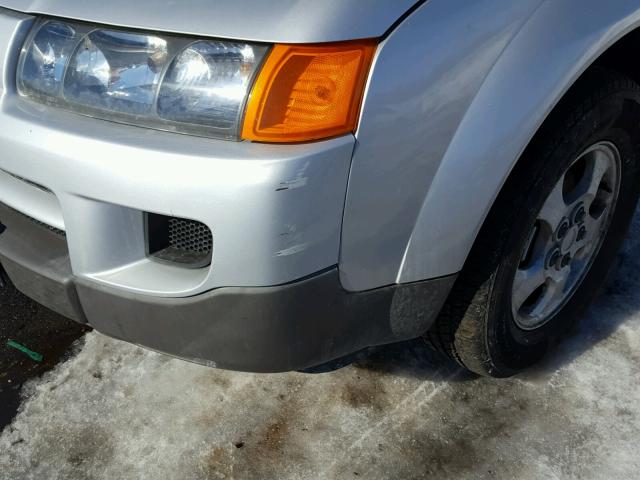 5GZCZ23D54S842726 - 2004 SATURN VUE SILVER photo 9