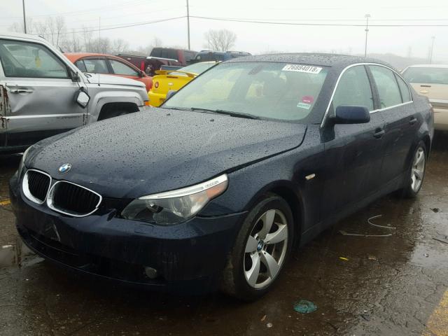 WBANA53565B861750 - 2005 BMW 525 I BLUE photo 2
