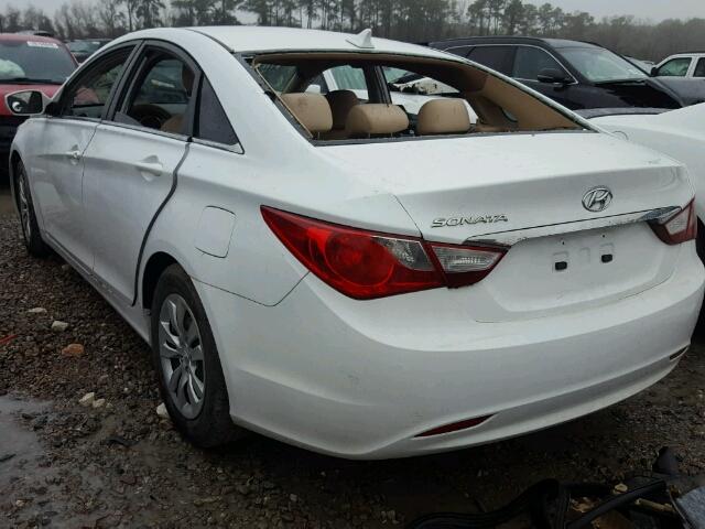 5NPEB4AC7BH189655 - 2011 HYUNDAI SONATA GLS WHITE photo 3