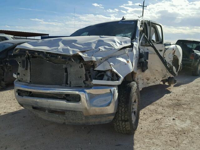 3C6UR5DL5HG678752 - 2017 RAM 2500 SLT WHITE photo 2