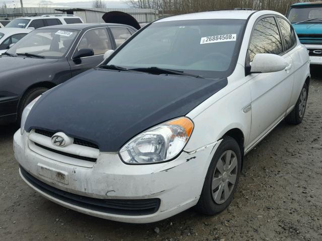 KMHCM36C97U048373 - 2007 HYUNDAI ACCENT GS WHITE photo 2