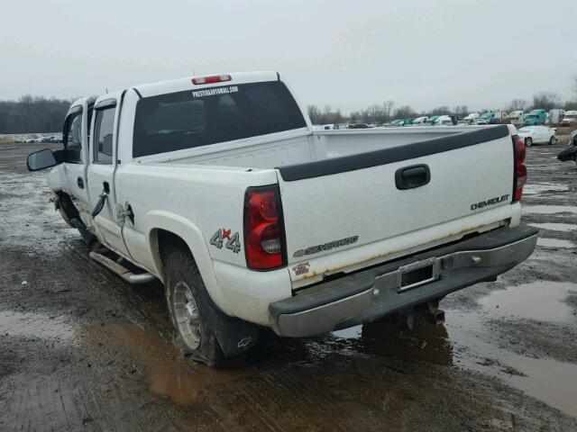 1GCHK23275F897618 - 2005 CHEVROLET SILVERADO WHITE photo 3