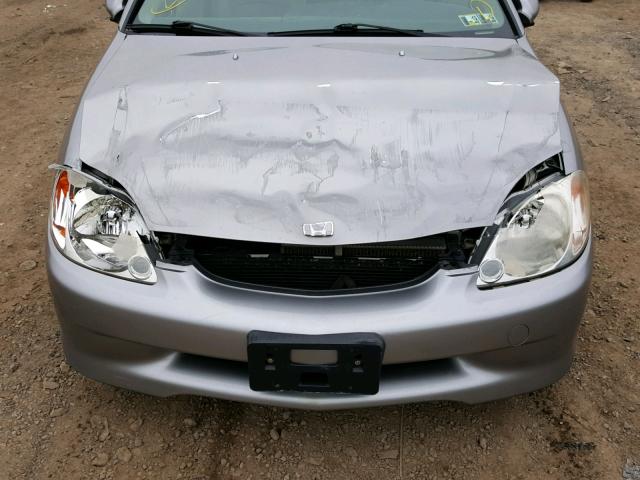 JHMZE14744T000138 - 2004 HONDA INSIGHT SILVER photo 9