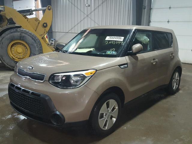 KNDJN2A21F7234360 - 2015 KIA SOUL BROWN photo 2