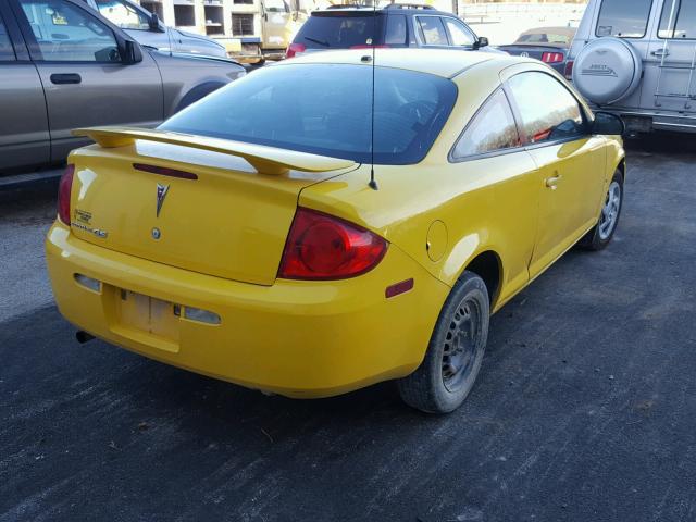 1G2AL18F087207523 - 2008 PONTIAC G5 YELLOW photo 4