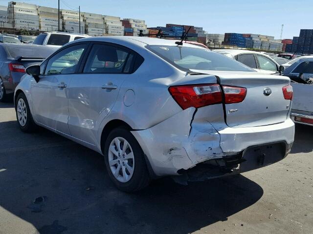 KNADM4A33F6447737 - 2015 KIA RIO LX Արծաթագույն լուսանկար 3