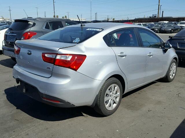 KNADM4A33F6447737 - 2015 KIA RIO LX Արծաթագույն լուսանկար 4