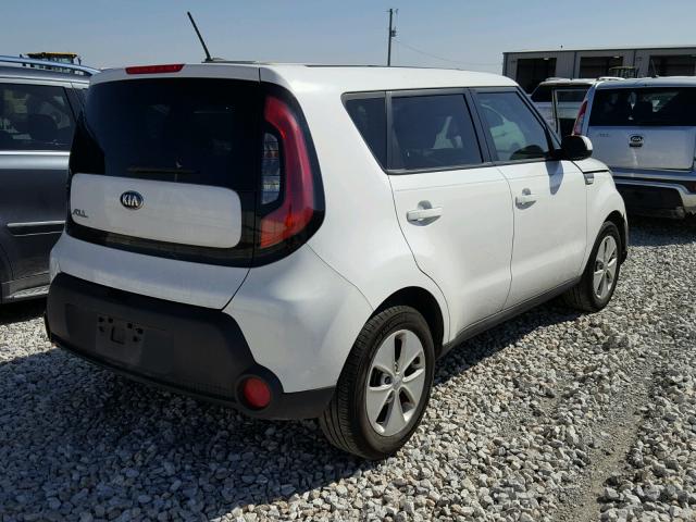 KNDJN2A26E7081084 - 2014 KIA SOUL WHITE photo 4