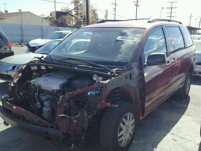 5TDZK23C27S052076 - 2007 TOYOTA SIENNA CE MAROON photo 2