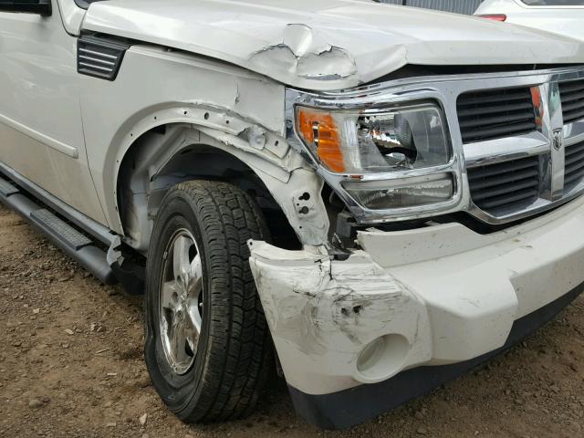 1D8GT28K78W288830 - 2008 DODGE NITRO SXT WHITE photo 9