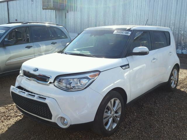 KNDJX3A5XG7272178 - 2016 KIA SOUL ! WHITE photo 2