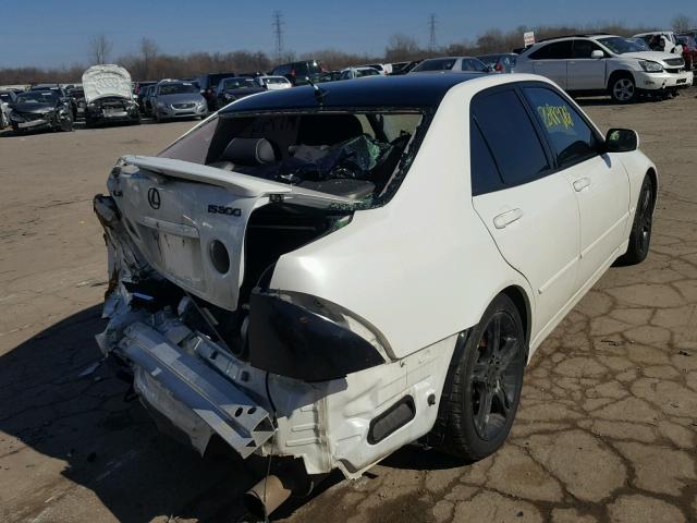 JTHBD192350098518 - 2005 LEXUS IS 300 WHITE photo 4