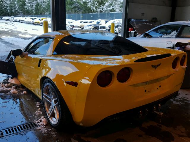 1G1YY26E765120263 - 2006 CHEVROLET CORVETTE Z YELLOW photo 3