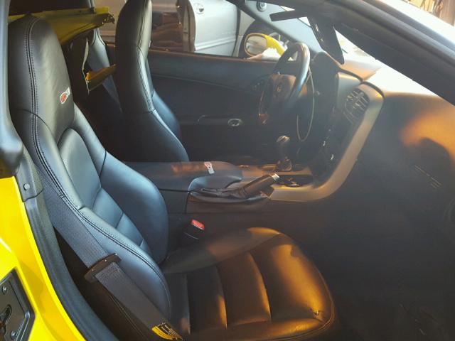 1G1YY26E765120263 - 2006 CHEVROLET CORVETTE Z YELLOW photo 5