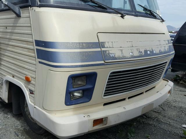 1GBJP37W8F3315734 - 1985 WINNEBAGO RV CREAM photo 7