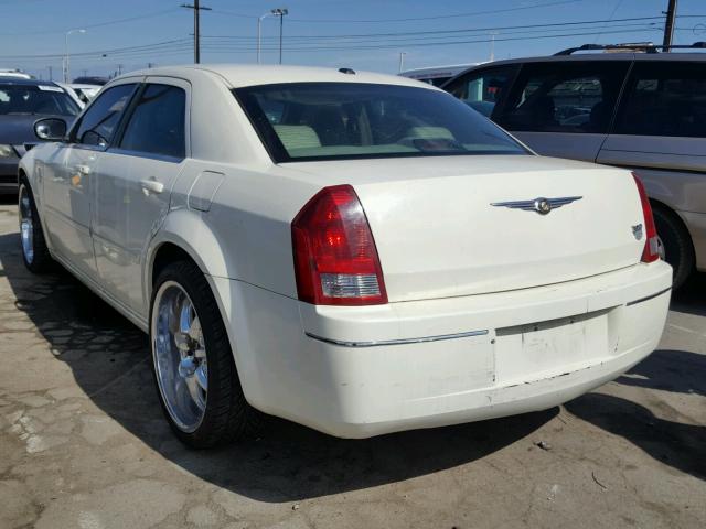 2C3KA53G47H727860 - 2007 CHRYSLER 300 TOURIN CREAM photo 3