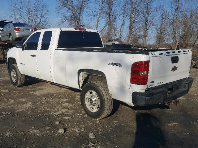 1GC2KVCG4CZ200940 - 2012 CHEVROLET SILVERADO WHITE photo 3