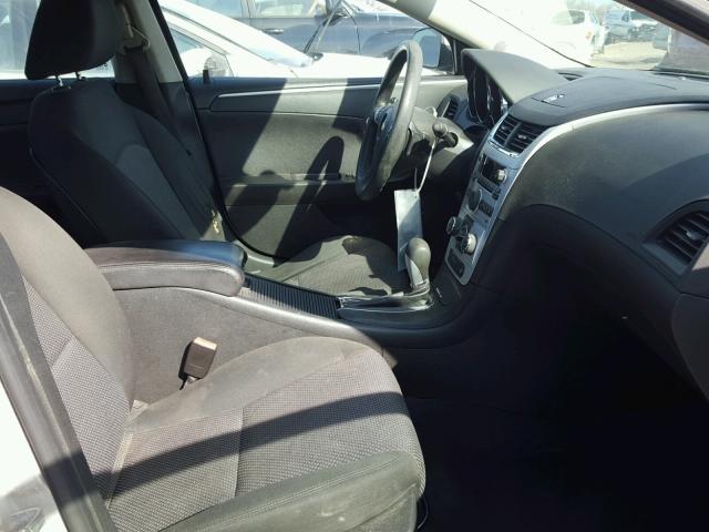 1G1ZC5EB1AF140412 - 2010 CHEVROLET MALIBU 1LT 银色 照片 5