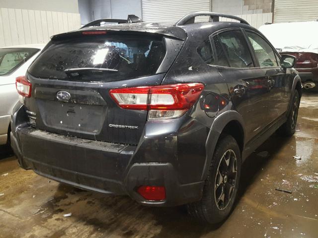 JF2GTABC4JH224282 - 2018 SUBARU CROSSTREK GRAY photo 4