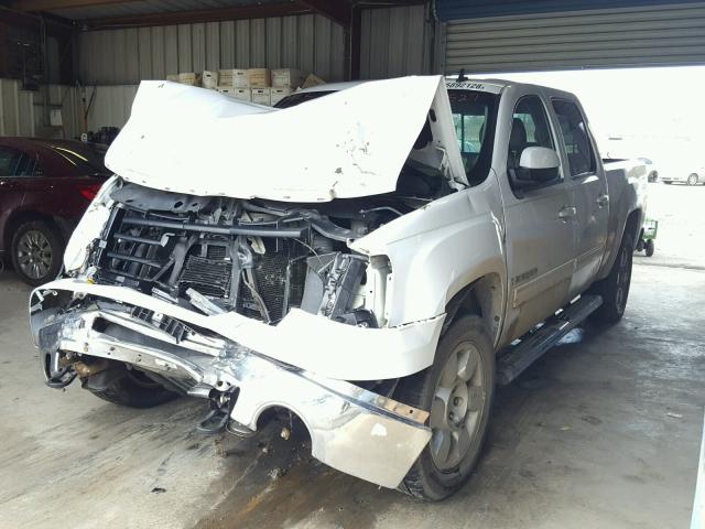 3GTEC33J49G117527 - 2009 GMC SIERRA C15 WHITE photo 2