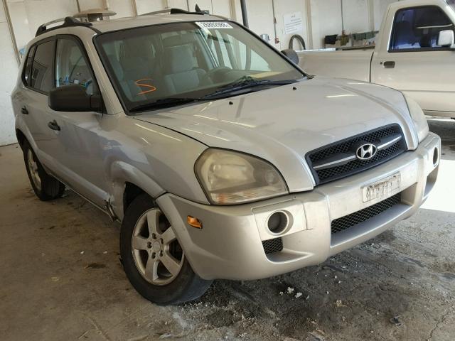 KM8JM12BX5U180435 - 2005 HYUNDAI TUCSON GL SILVER photo 1