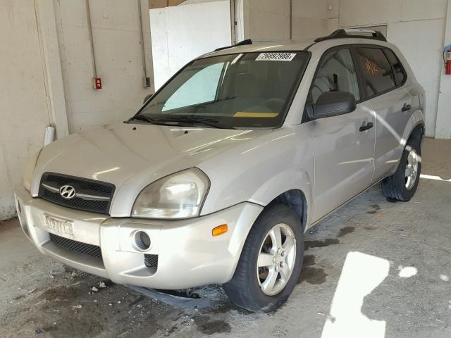 KM8JM12BX5U180435 - 2005 HYUNDAI TUCSON GL SILVER photo 2