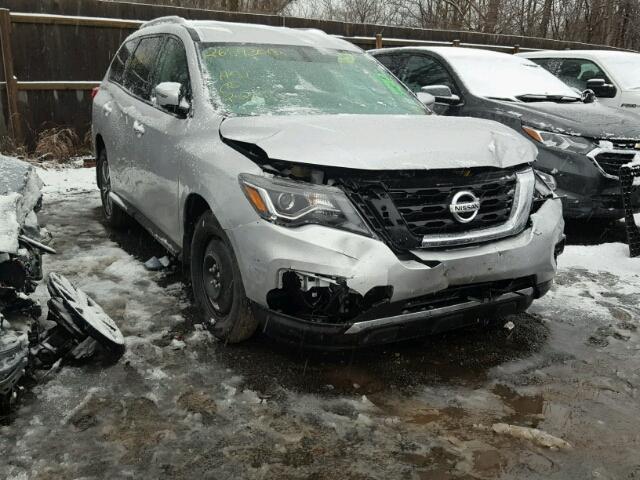 5N1DR2MM7HC655908 - 2017 NISSAN PATHFINDER SILVER photo 1