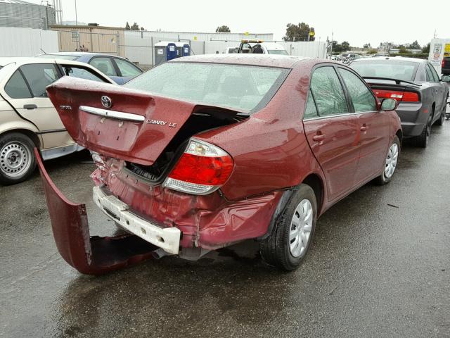 4T1BE32KX5U062978 - 2005 TOYOTA CAMRY LE RED photo 4