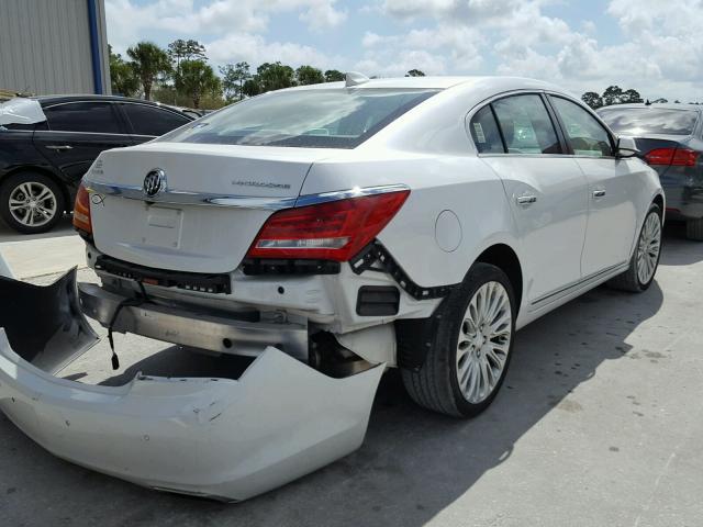 1G4GF5G33GF122445 - 2016 BUICK LACROSSE P WHITE photo 4