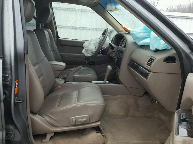 JN8DR09Y74W917489 - 2004 NISSAN PATHFINDER GRAY photo 5