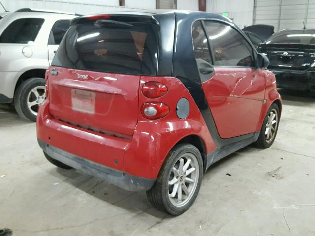 WMEEJ31X89K289227 - 2009 SMART FORTWO PUR RED photo 4