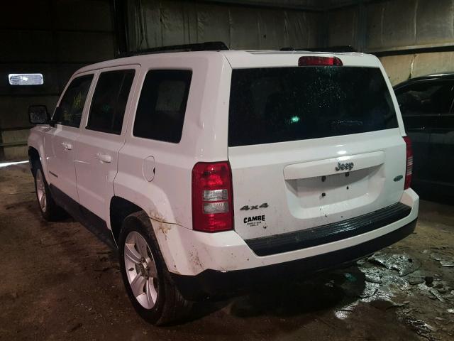 1J4NF1GB5BD265598 - 2011 JEEP PATRIOT SP WHITE photo 3