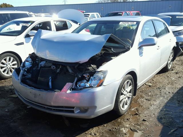 4T1BK36B37U177069 - 2007 TOYOTA AVALON XL SILVER photo 2