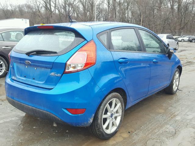 3FADP4EJ0GM184701 - 2016 FORD FIESTA SE BLUE photo 4