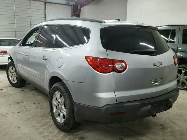 1GNLRFED1AS150035 - 2010 CHEVROLET TRAVERSE L SILVER photo 3