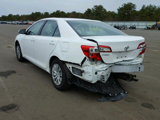 4T4BF1FKXDR283075 - 2013 TOYOTA CAMRY L WHITE photo 3
