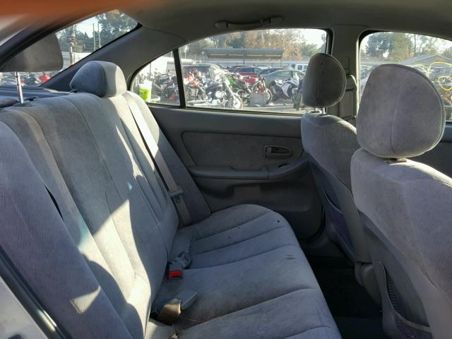 KMHDN46D85U135520 - 2005 HYUNDAI ELANTRA GL SILVER photo 6