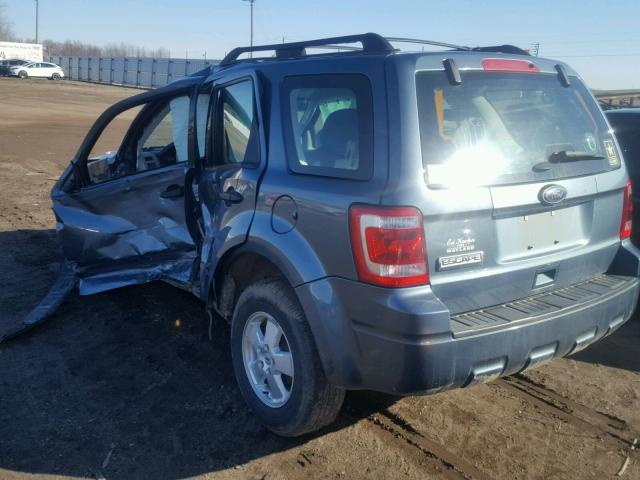 1FMCU9C76BKC62283 - 2011 FORD ESCAPE XLS BLUE photo 3