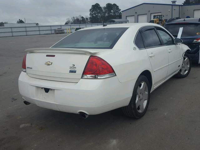 2G1WD58C269336279 - 2006 CHEVROLET IMPALA SUP WHITE photo 4