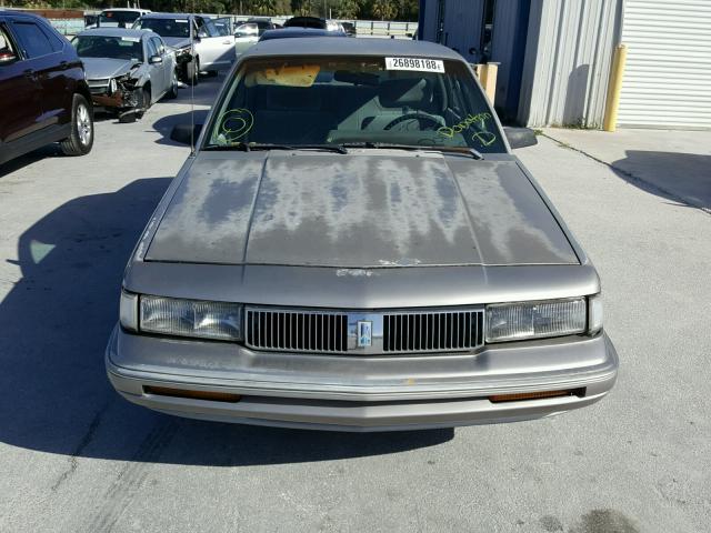 1G3AJ55M0T6369355 - 1996 OLDSMOBILE CIERA SL SILVER photo 9