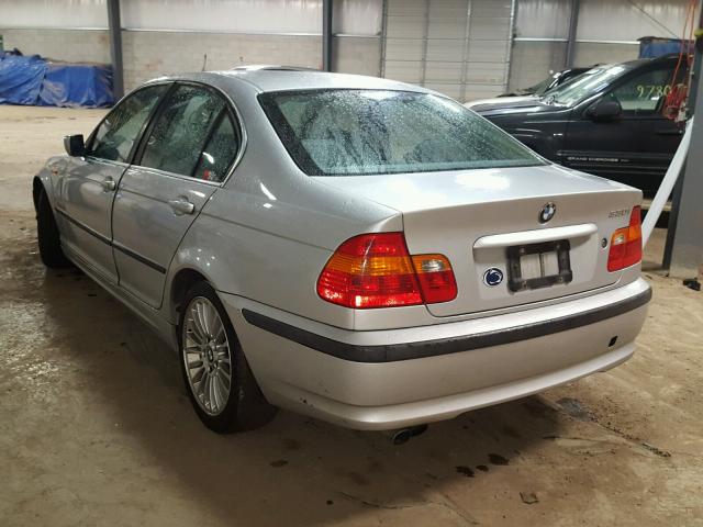 WBAEV53462KM20109 - 2002 BMW 330 I SILVER photo 3