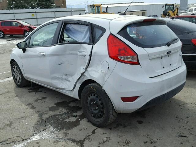 3FADP4TJ5DM215553 - 2013 FORD FIESTA S WHITE photo 3