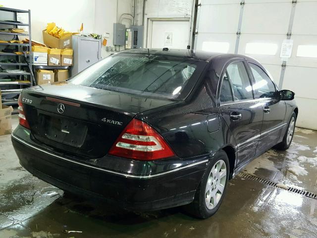 WDBRF92H56F795211 - 2006 MERCEDES-BENZ C GENERATI BLACK photo 4