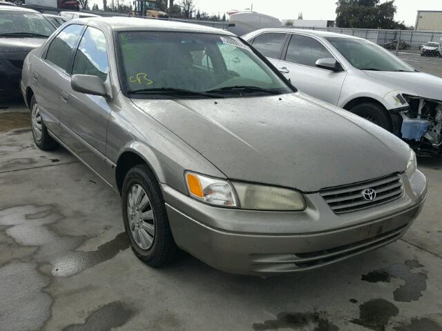 4T1BG22K2XU444462 - 1999 TOYOTA CAMRY CE TAN photo 1